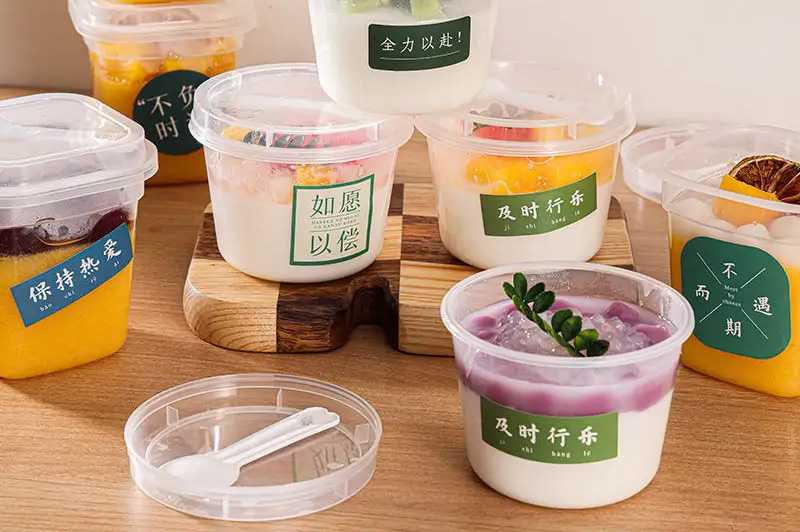 全自動(dòng)杯裝姜撞奶雙皮奶灌裝封口機(jī)：鎖住新鮮，傳遞美味