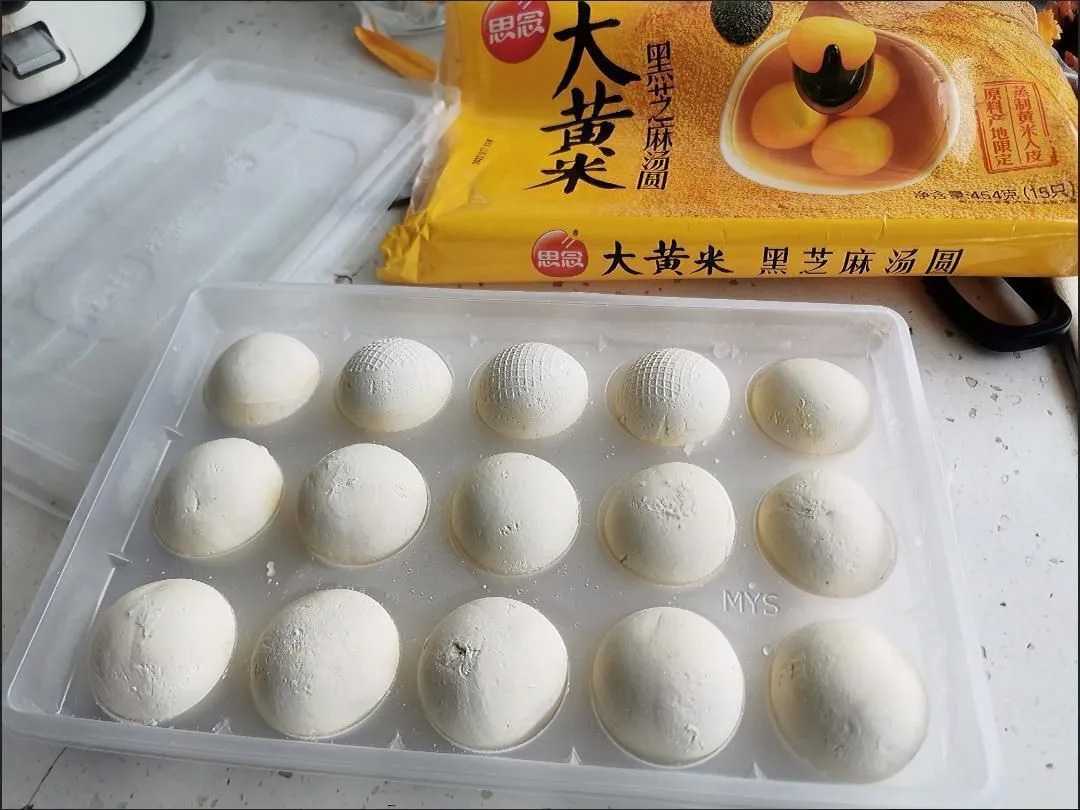 智凍未來,包攬高效:呂工機械開啟速凍食品包裝新紀(jì)元