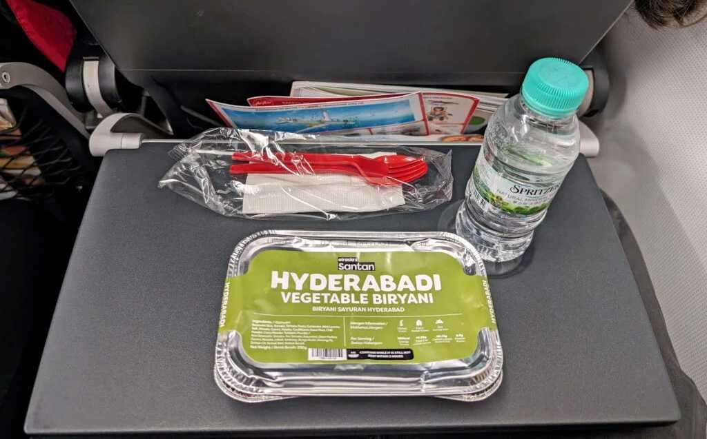 超越包裝，智馭云端味覺的精密藝術——呂工機械全自動航空餐盒包裝生產線