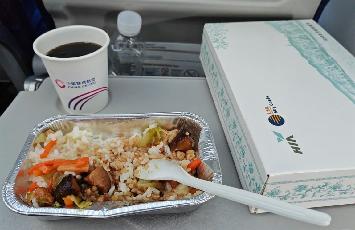 1761554183595803.jpg 航空餐02.jpg